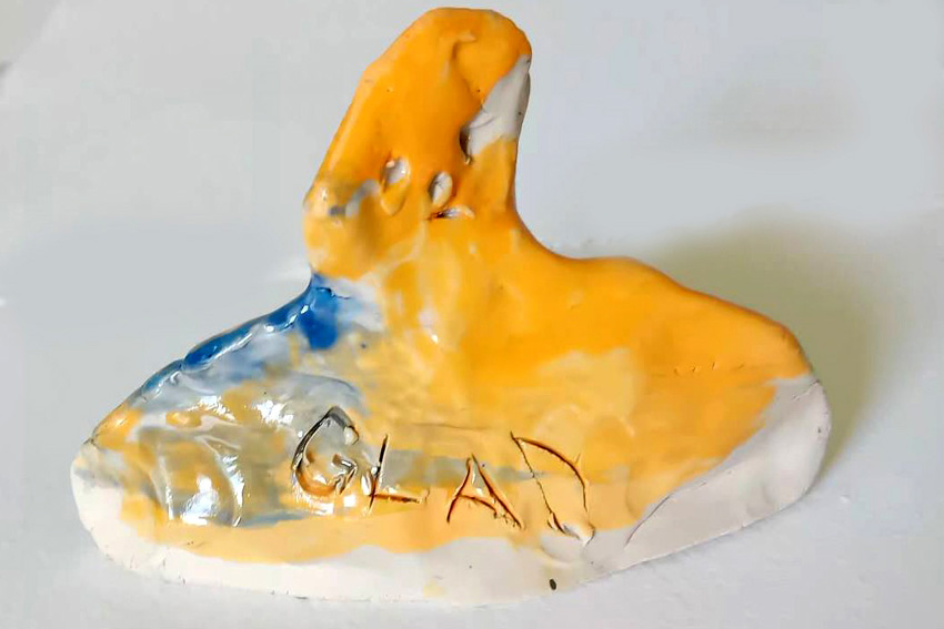 Nr.1. side 1. 13 cm. lang 8 cm